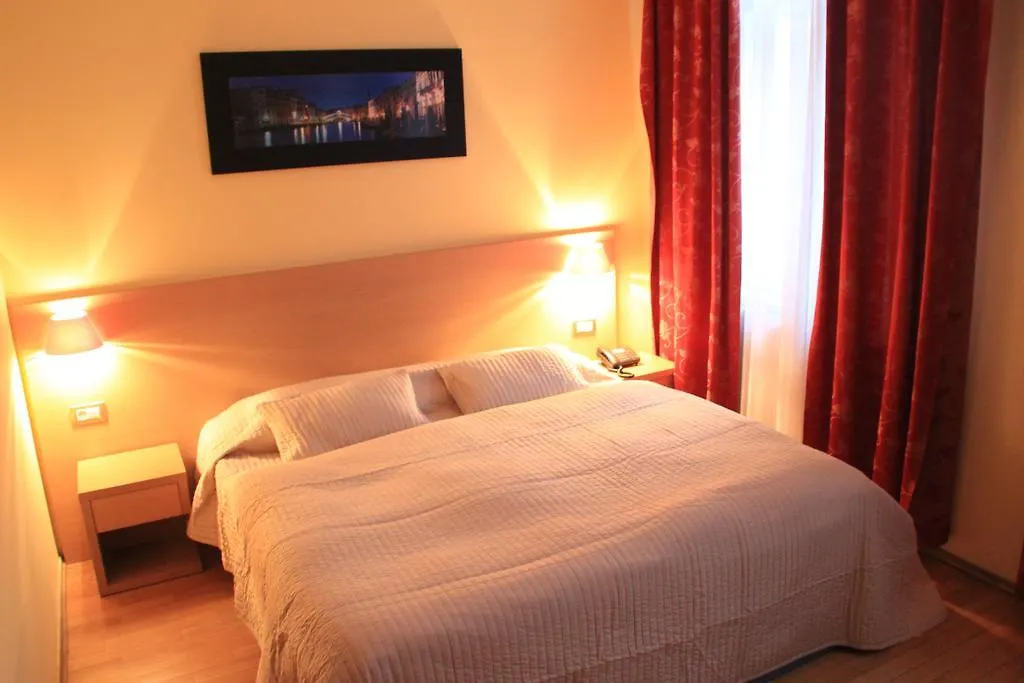 ***  City Lounge Hotel Prague Czech Republic
