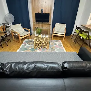 With Parking In The Center - 500m From Hlavni Nadrazi , Brno Czechy