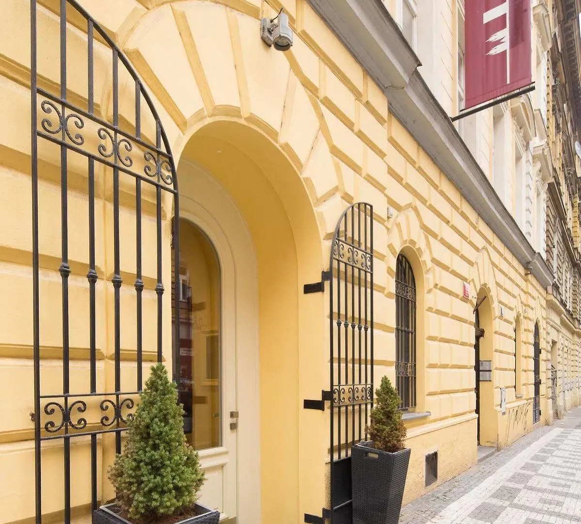 City Lounge Hotel location